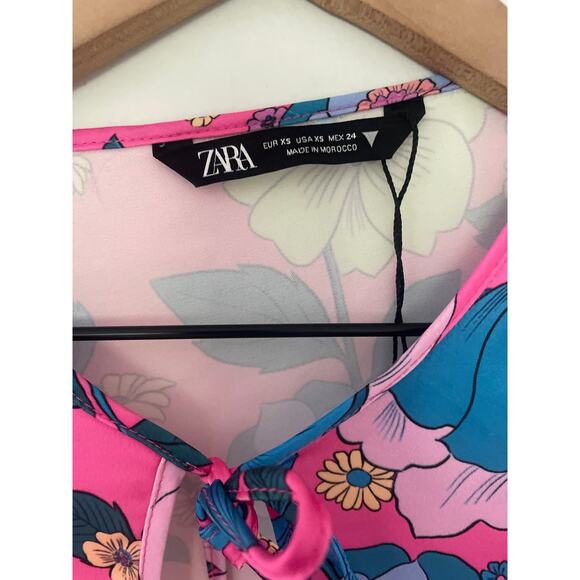 Zara Satin Floral Crop Top XS Flyaway Tie Front Bell Sleeve Pink - Picture 8 of 11